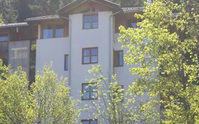 Haus im Turm