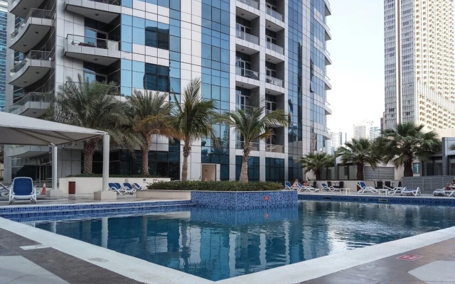 Mesmerizing 2BR Apartment in Dubai Marina