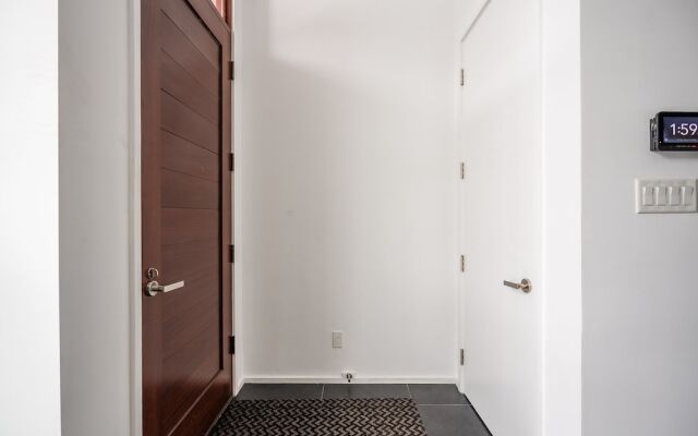 GLOBALSTAY Luxury Townhouse in Downtown Toronto