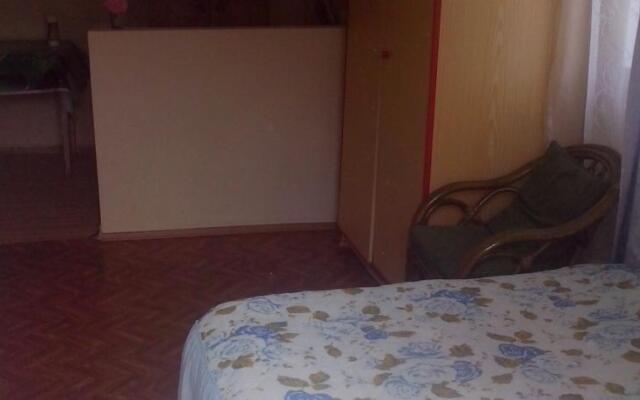 Hostel Ell