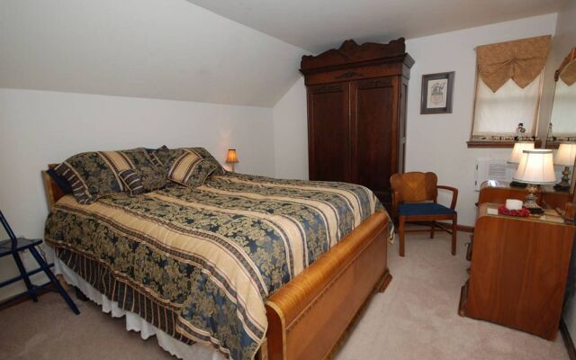 The Artist's Inn and Gallery