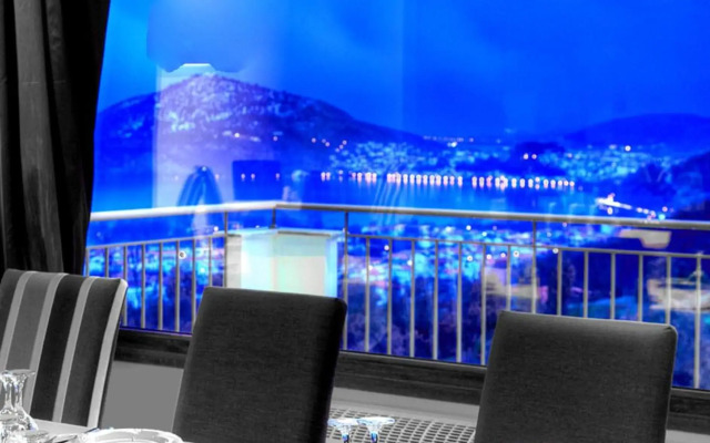 Enastron View Hotel