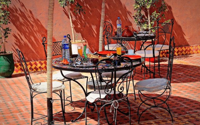 Palm Auberge