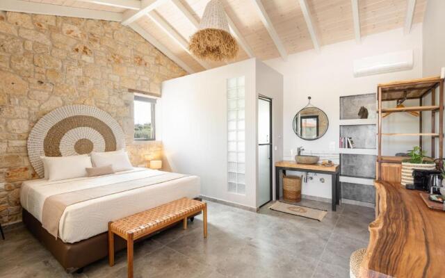 #FLH - "Four Olives" Luxury Rooms