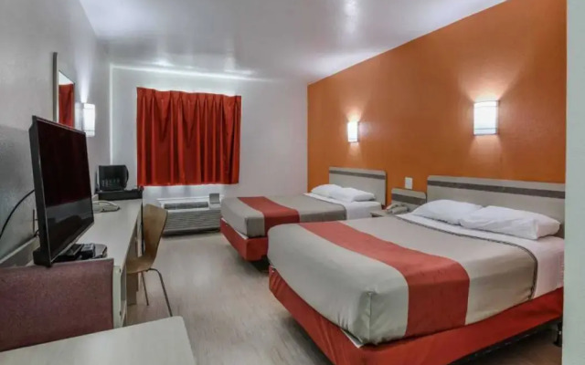 Motel 6 Pasadena, TX