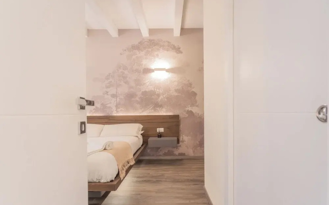 Modern & Stylish Apartment in Como City by Rent all Como