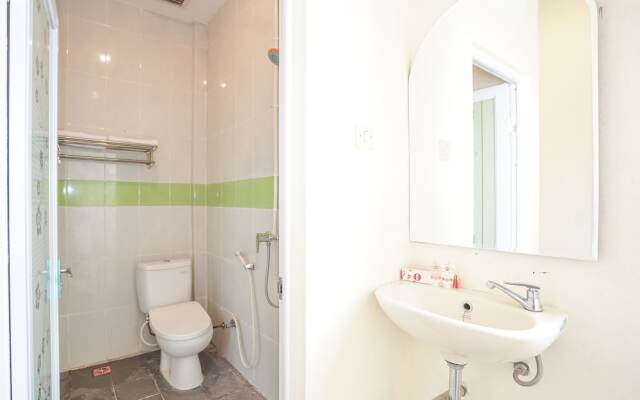 Hotel O Juanda Near Terminal International Juanda