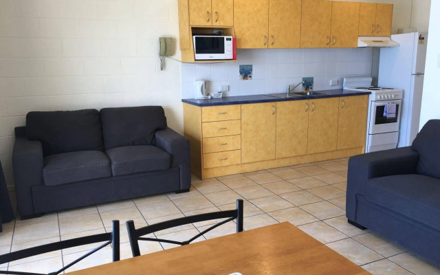 Whitsunday Waterfront Apartments