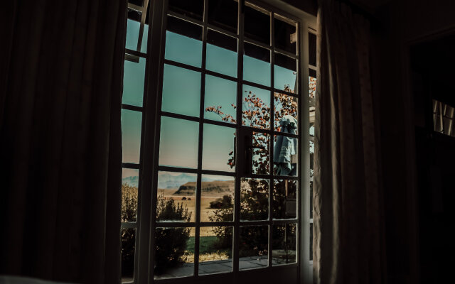Moorcroft Manor Boutique Country Hotel