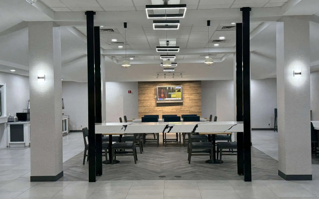 Quality Inn & Suites Baton Rouge West – Port Allen