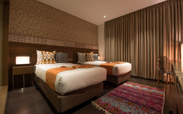 Hotel Gallery 67