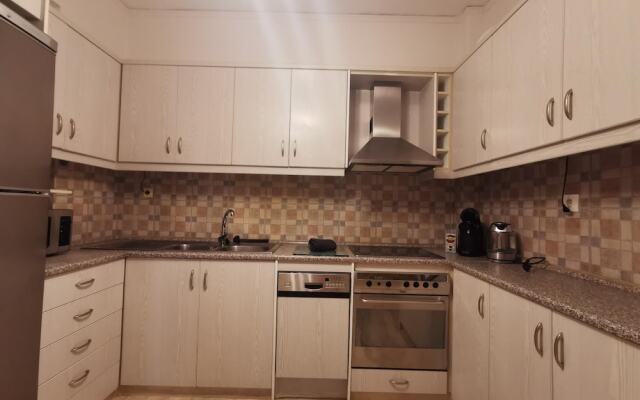 Cassiopeia - Glyfada Apartment