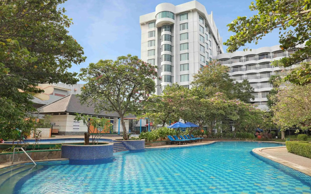 Mercure Convention Center Ancol