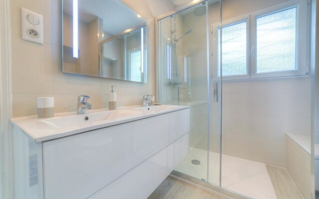 Val Riant Apartment 1