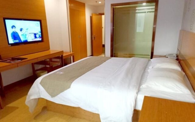 GreenTree Inn Fuyang Technician College