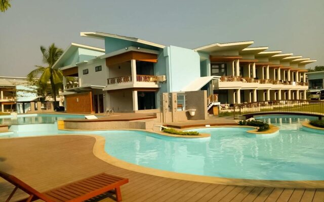 Azura Beach Resort