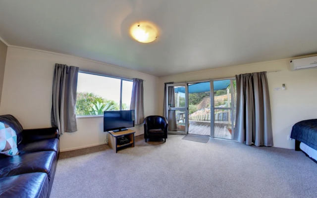 Russell Top 10 Holiday Villas