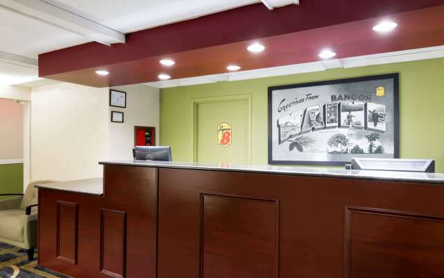 Super 8 by Wyndham Bangor