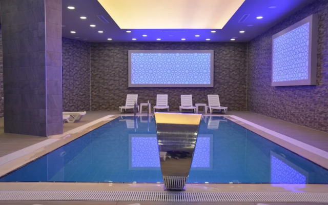 Winter City Hotel