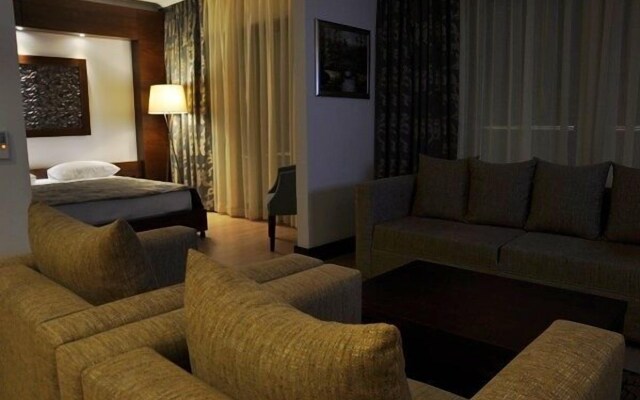 Veltur Turiya Hotel