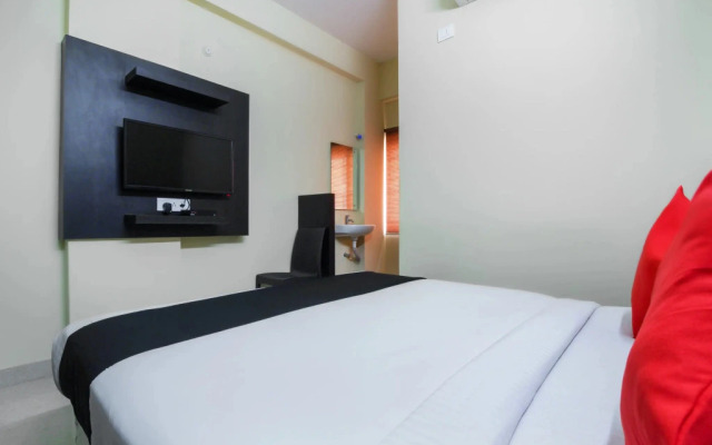 Capital O 70043 Limestone Luxury Rooms