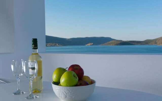 Markakis Apartments Elounda