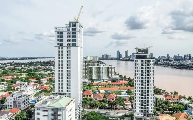 Wealth Mansion Suite River View by Soben
