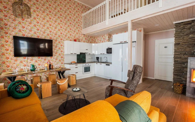 Villaroosa Hyv l Nkyl