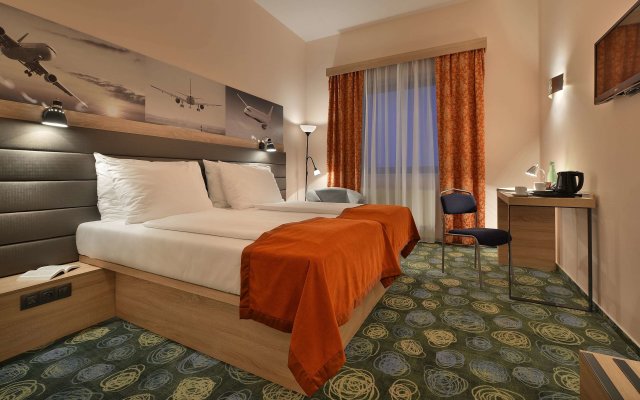 Ramada by Wyndham Airport Prague