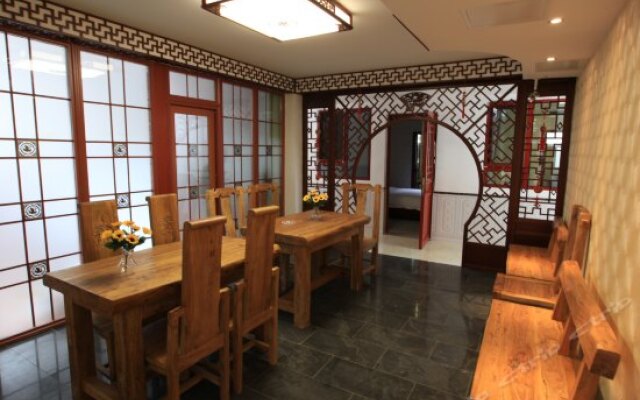Zhantan Courtyard Hotel