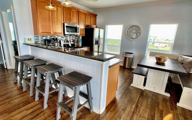 Some AahhhSome View by RedAwning