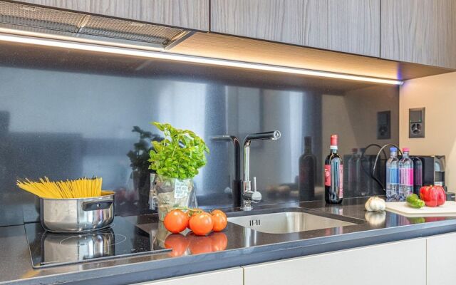 Icon H 505 Suite Business