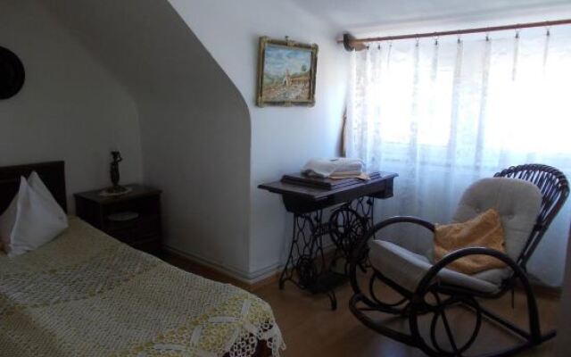 Vila Floare de Colt
