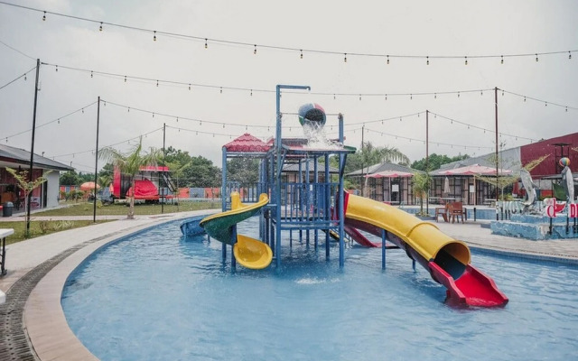 RedDoorz Premium @ Dna Fun Zone Pekanbaru