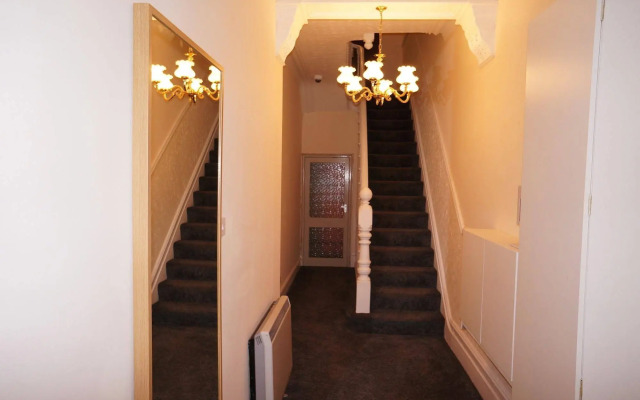 Shores Holiday Apartments