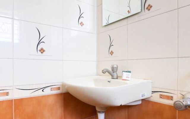 Oyo 13901 Vishal Residency