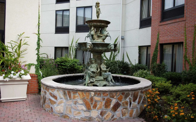 Hampton Inn & Suites Fairfield