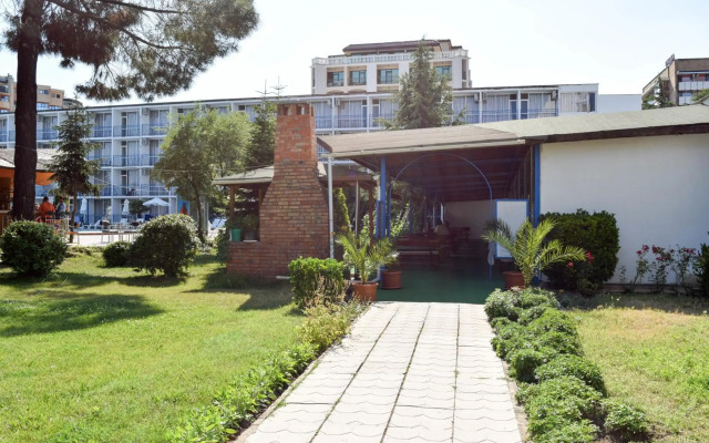 Balaton Hotel