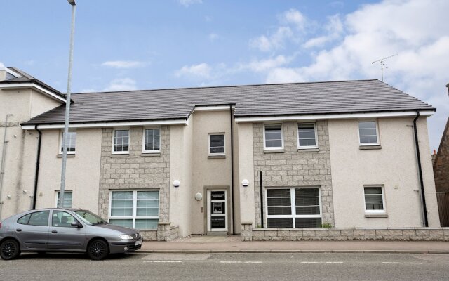Blissful Inverurie Home Close to the Town Centre