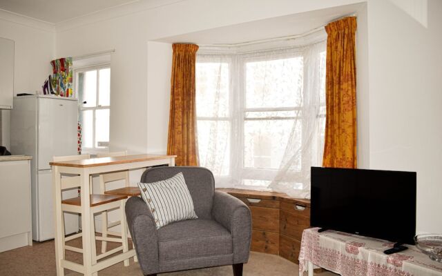 1 Bedroom Kemptown Flat In Prime Location Close To Sea