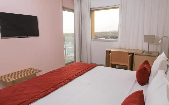 Happy Day Hotel