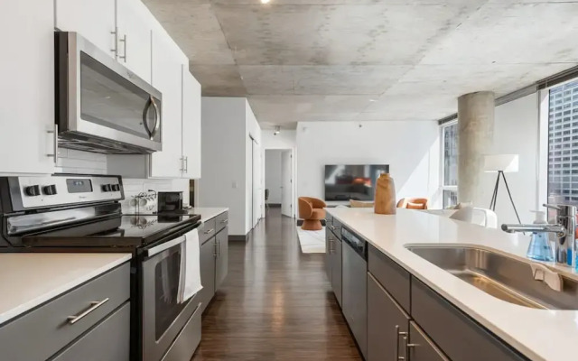 Heart of City Haven 3BR High-end Stay