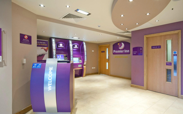 Premier Inn Edinburgh Princes Street