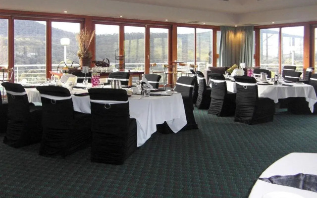 The Sebel Pinnacle Valley Resort