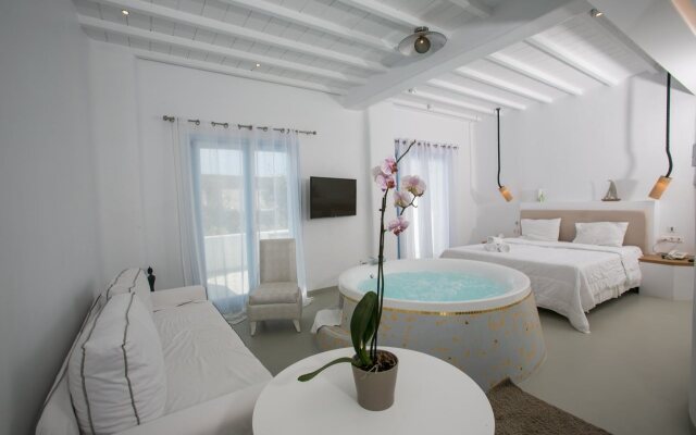 Suntouch Suites ‘’By Checkin’’ Adults Only