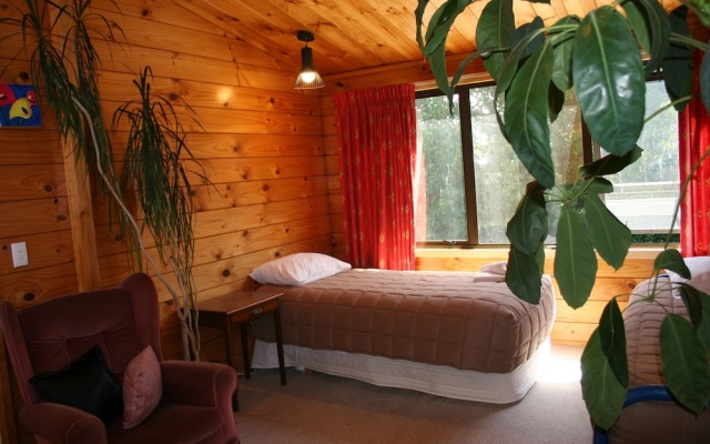 Walnut Grove Lodge – Guest Rooms – Christchurch