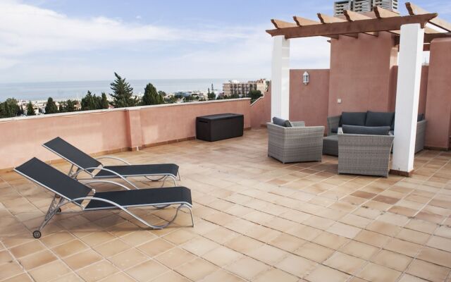 Lovely Penthouse with Sea View Ref 9