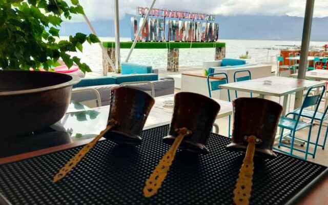 Hotel Maninjau Indah