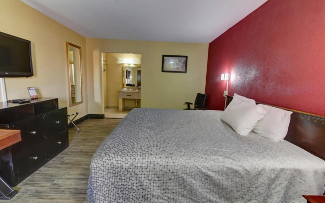 Econo Lodge Town Center
