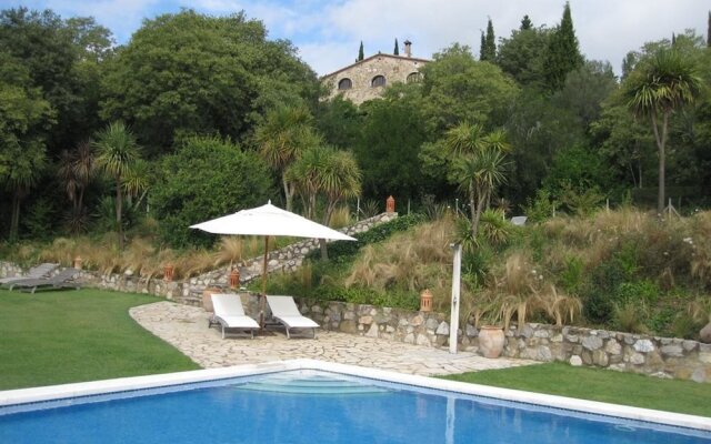 Mansion With 9 Bedrooms in Sales de Llierca, With Wonderful Mountain View, Private Pool, Furnished Garden - 68 km From the Slopes